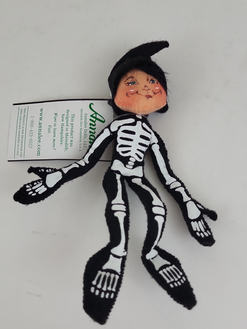 NWT Annalee 5" Skeleton Elf Poseable Decor